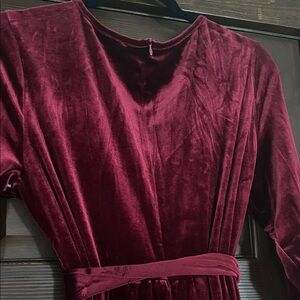 Women's Long Burgundy Dress with V-Neck